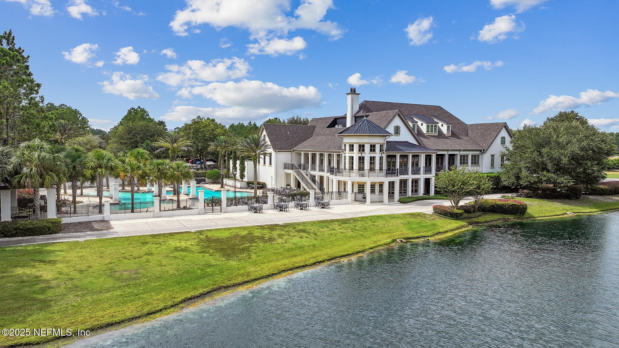 Single Family Residence in Fernandina Beach FL 95214 GOLDEN GLOW Drive 43.jpg