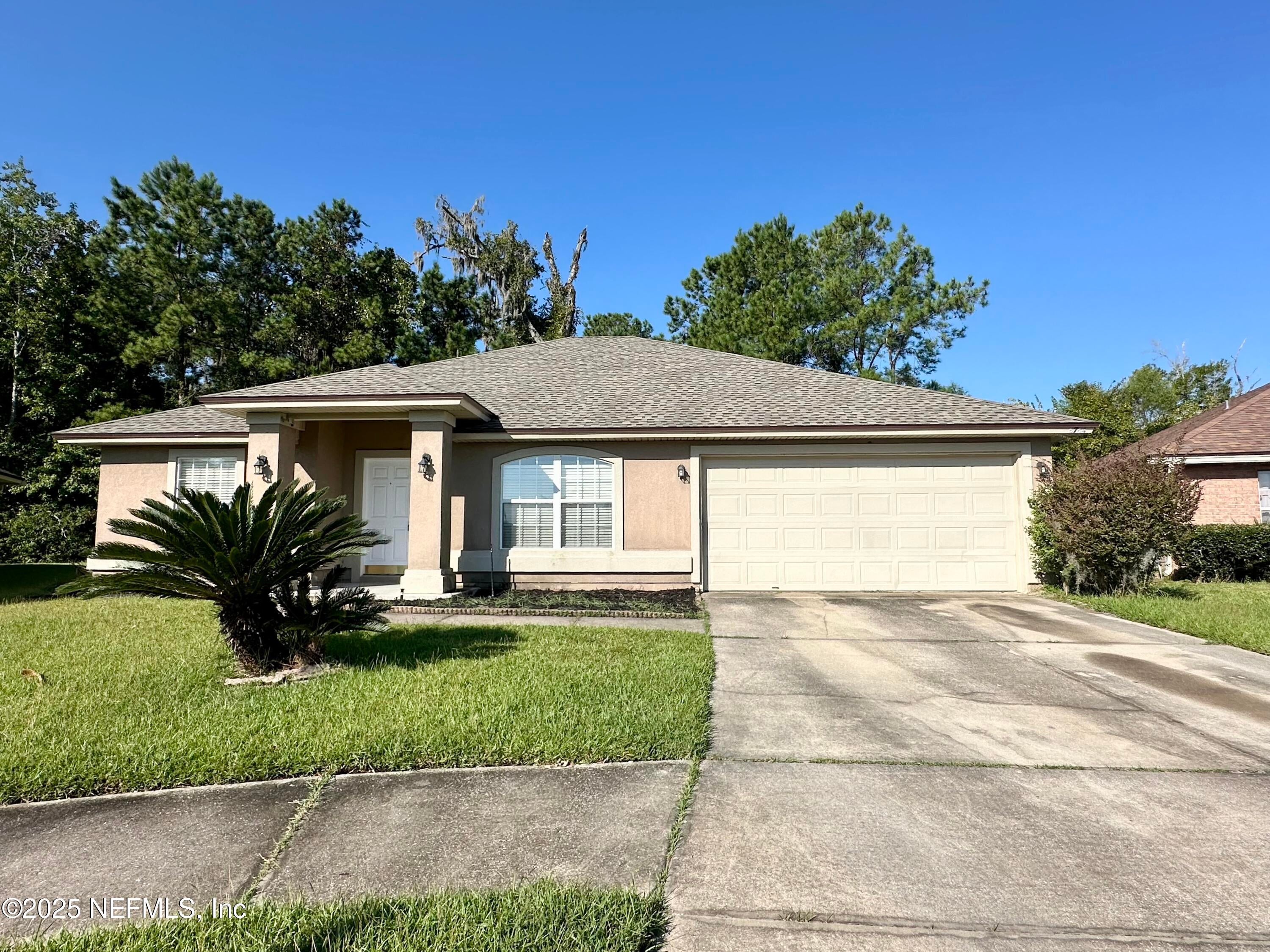 6764 Gentle Oaks Dr, Jacksonville, FL 32244