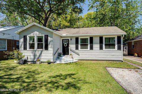 Single Family Residence in Jacksonville FL 4725 ROYAL Avenue.jpg