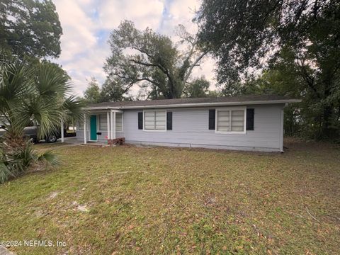 Single Family Residence in Jacksonville FL 1851 FLORIDA Avenue.jpg