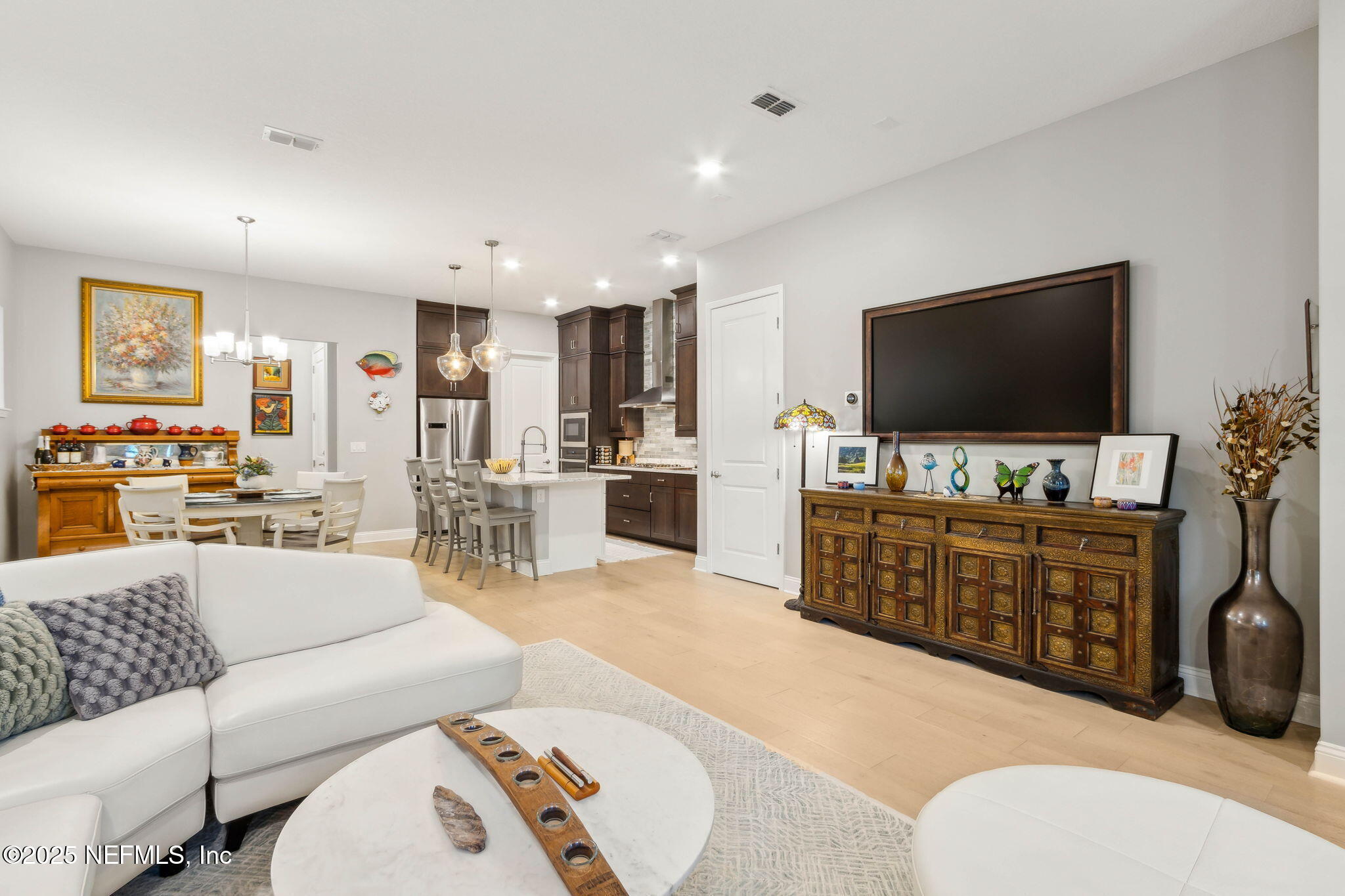 Townhouse in Fernandina Beach FL 217 BEECH Street 7.jpg