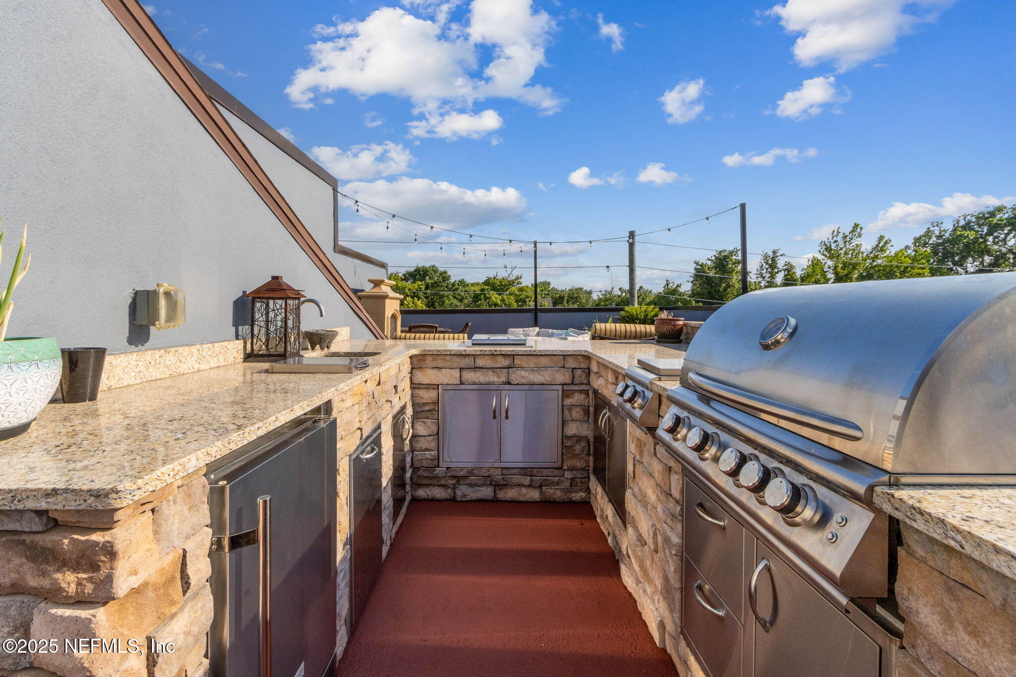 Townhouse in Fernandina Beach FL 217 BEECH Street 4.jpg