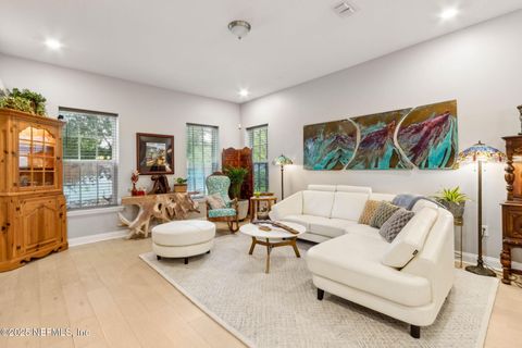 Townhouse in Fernandina Beach FL 217 BEECH Street 13.jpg