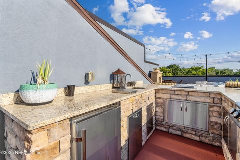 Townhouse in Fernandina Beach FL 217 BEECH Street 50.jpg