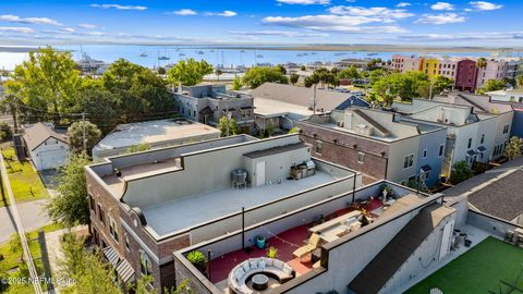 Townhouse in Fernandina Beach FL 217 BEECH Street 60.jpg