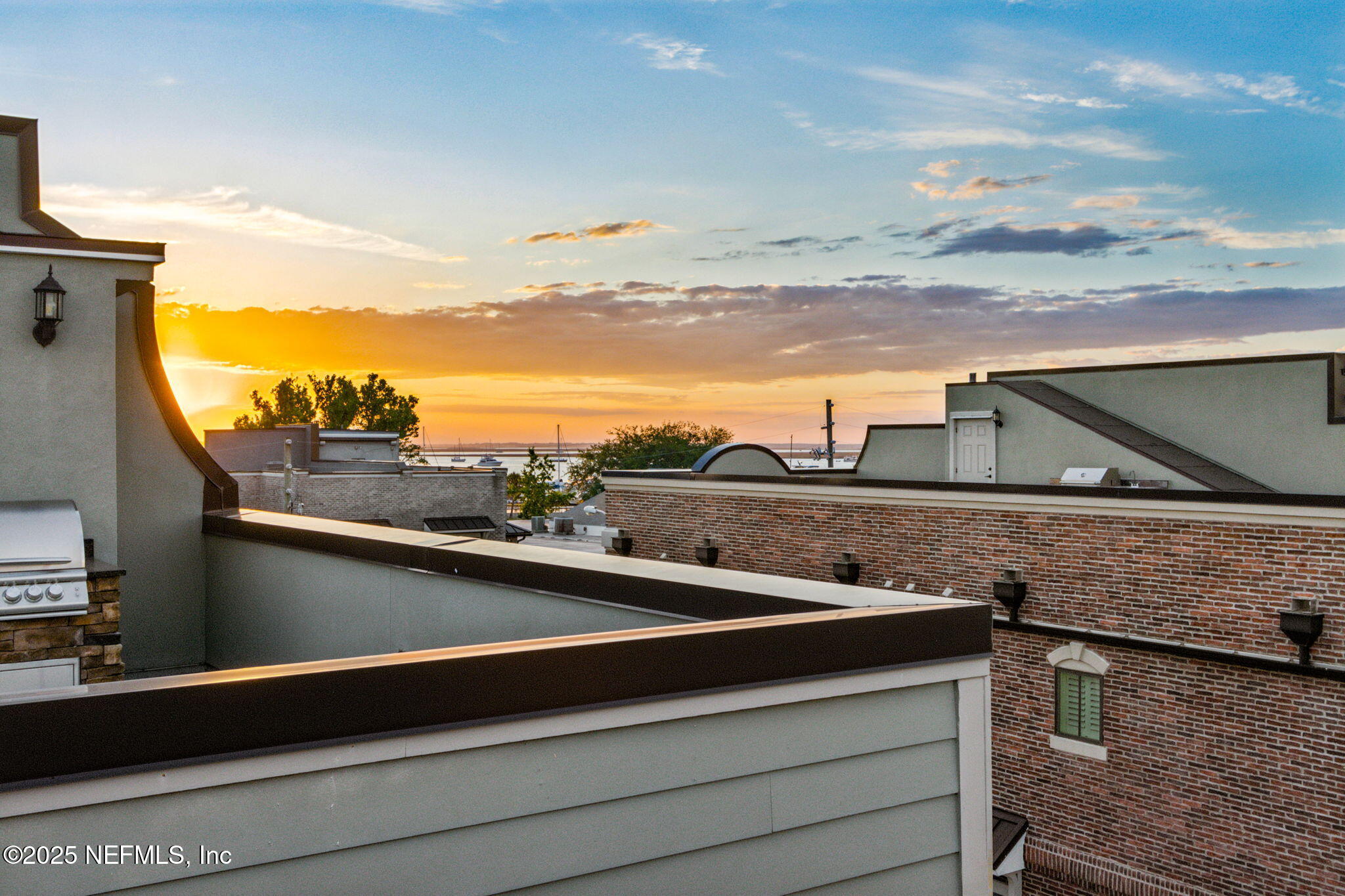 Townhouse in Fernandina Beach FL 217 BEECH Street 68.jpg