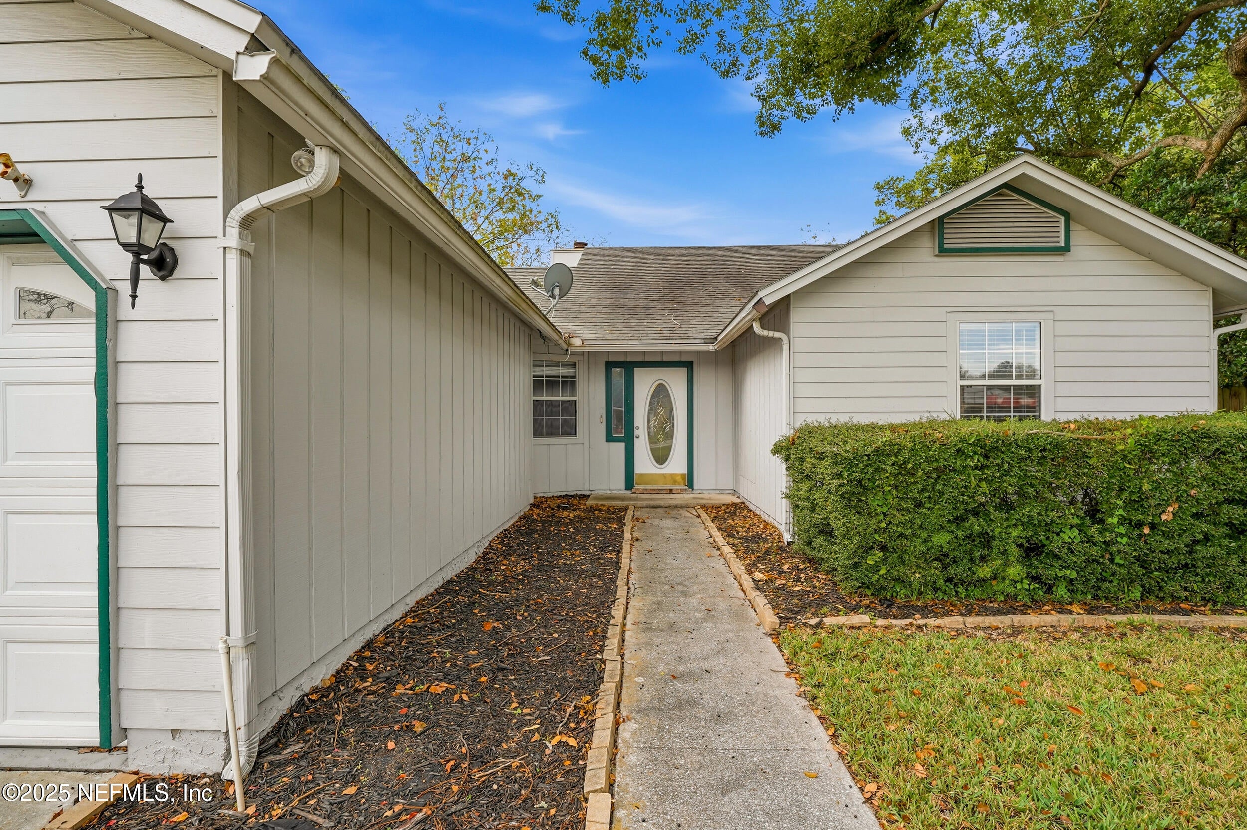 400 Cranes Landing Ct, Jacksonville, FL 32216 photo
