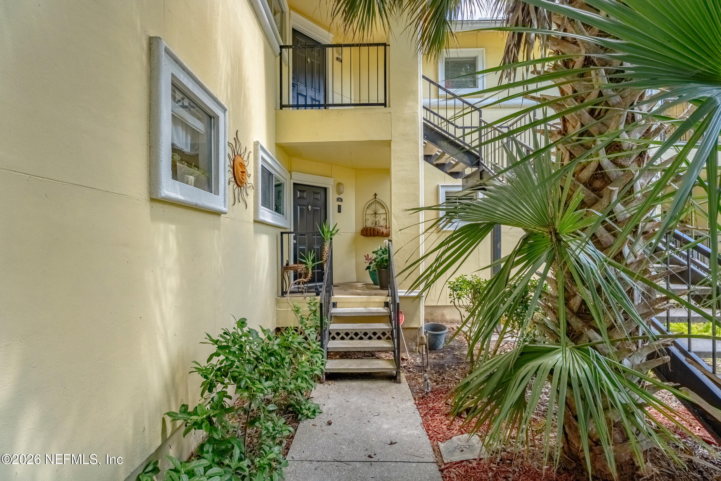 1800 The Greens Way, Jacksonville Beach, FL 32250
