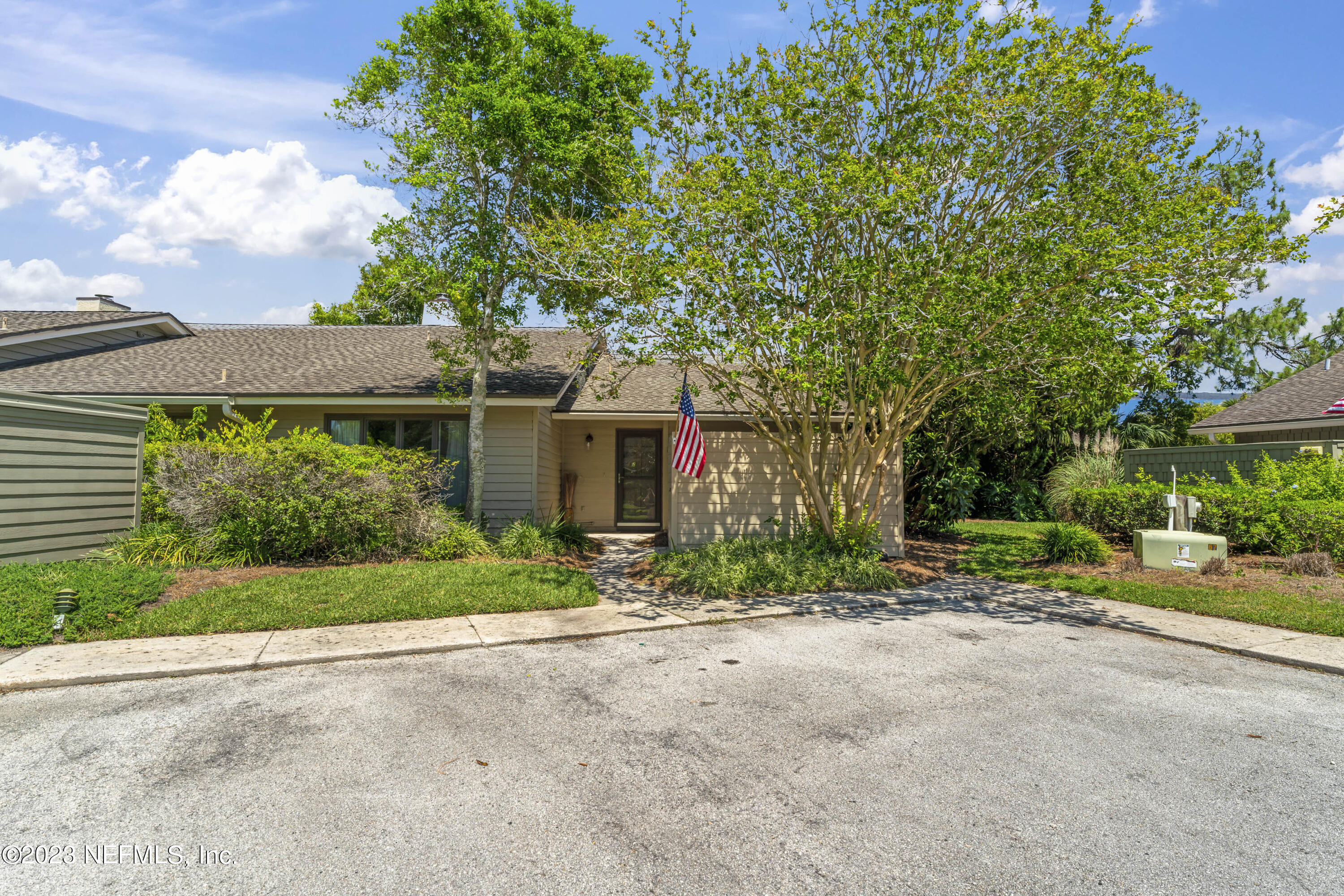 Condominium in Ponte Vedra Beach FL 67 FISHERMANS COVE Road 59.jpg