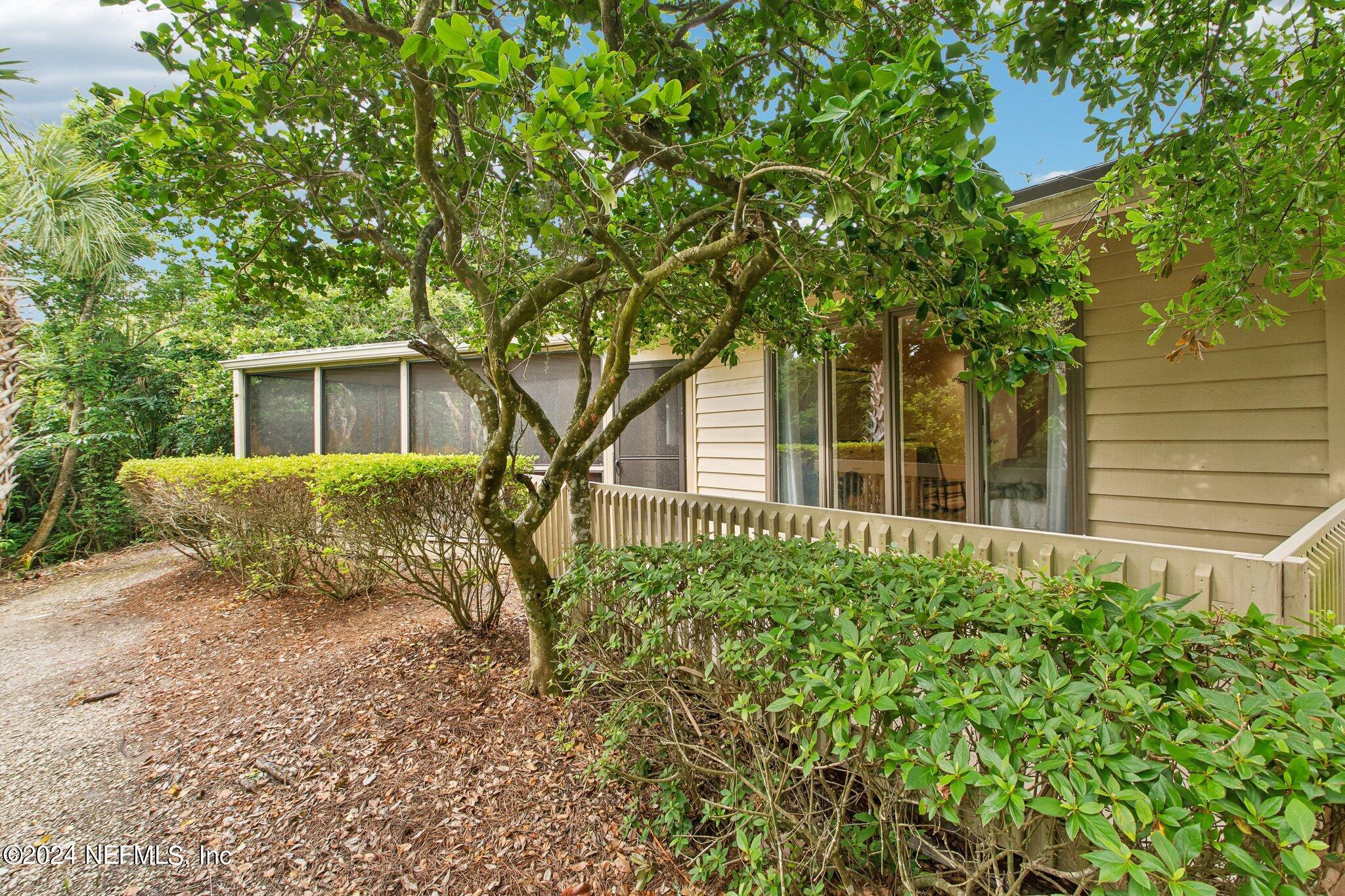 Condominium in Ponte Vedra Beach FL 67 FISHERMANS COVE Road 49.jpg