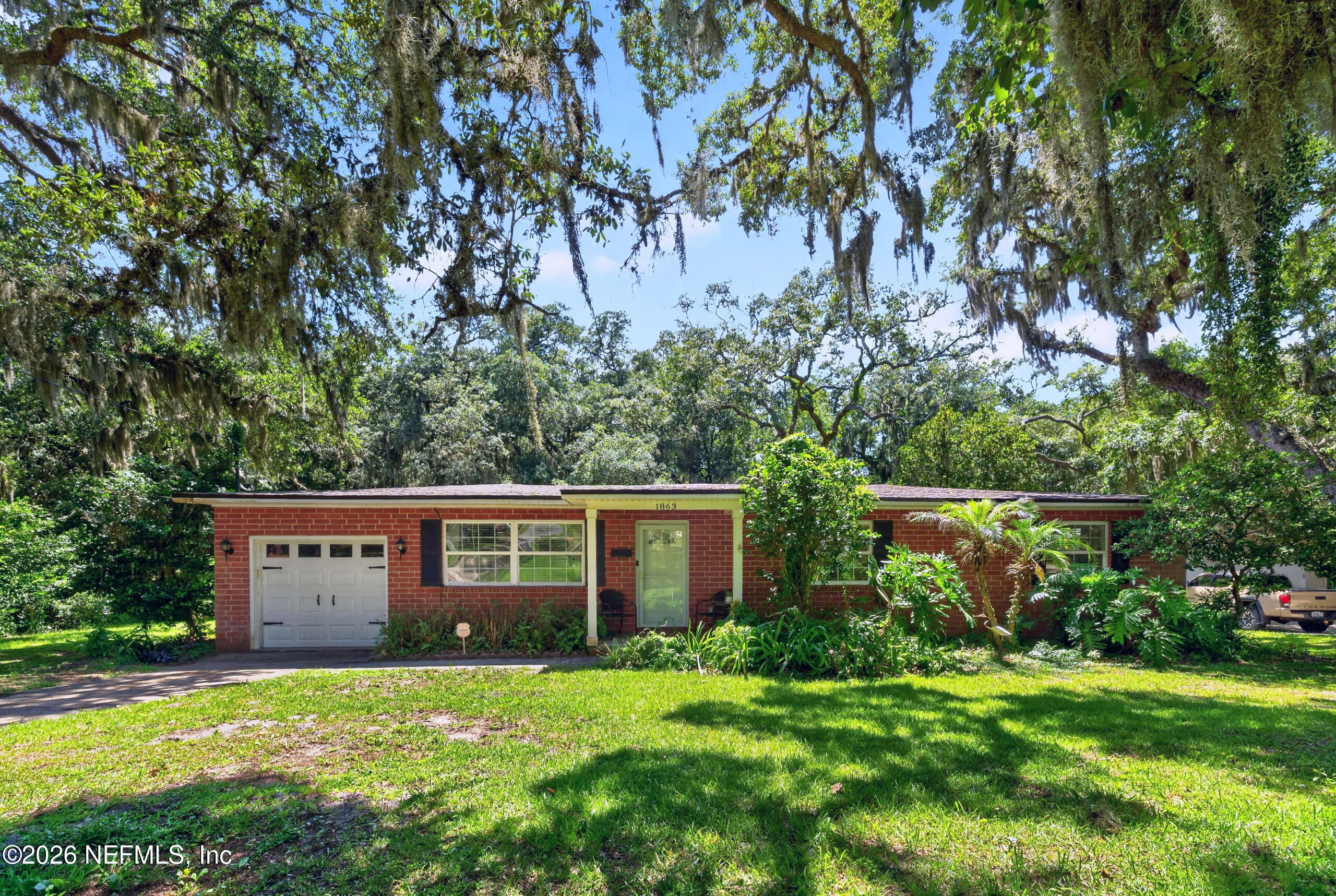1863 Highland Dr, Fernandina Beach, FL 32034