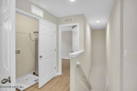 Single Family Residence in Jacksonville FL 7609 EATON Avenue 14.jpg