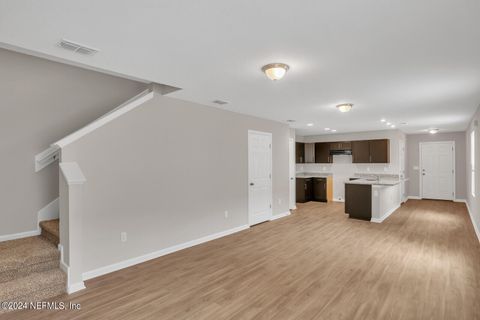 Single Family Residence in Jacksonville FL 7609 EATON Avenue 2.jpg