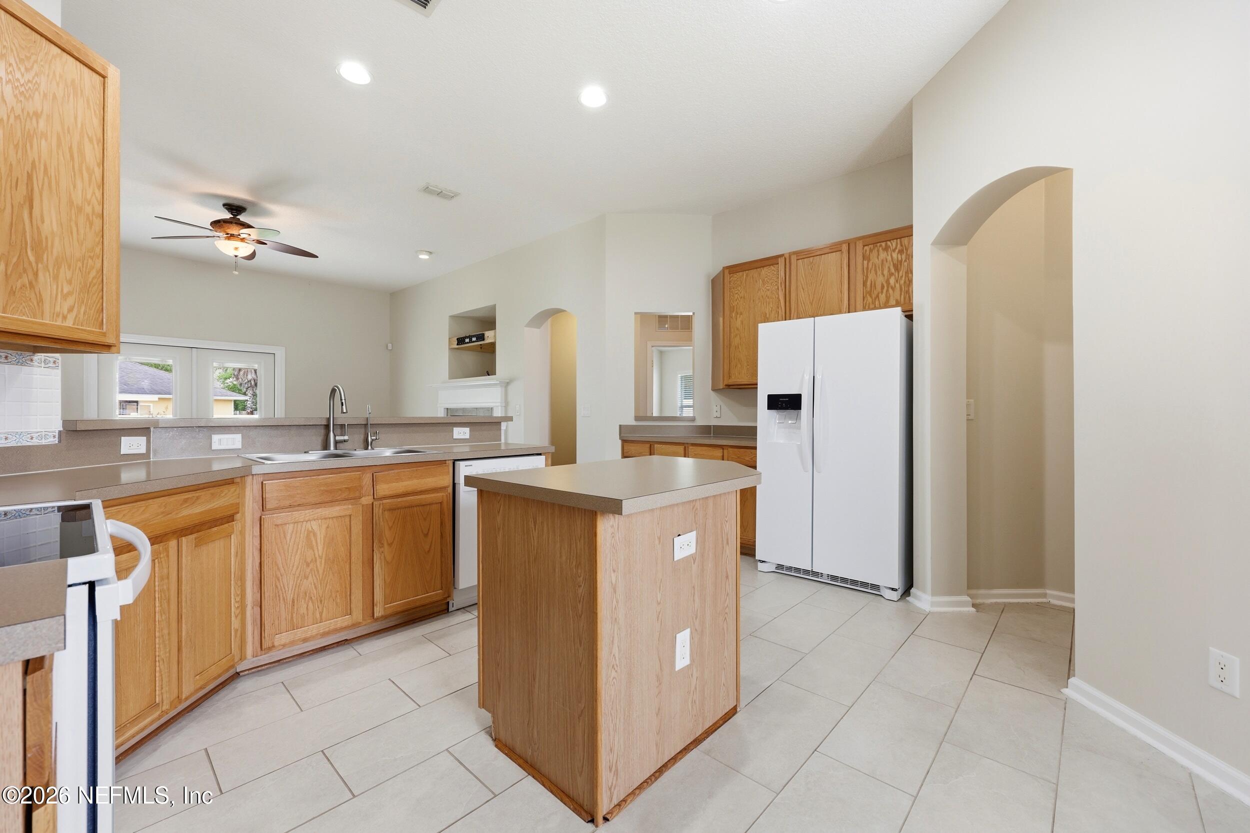 2631 Bentshire Dr, Jacksonville, FL 32246 photo