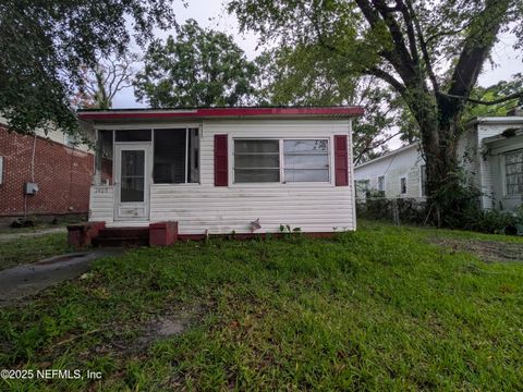 Single Family Residence in Jacksonville FL 1409 8TH Street.jpg