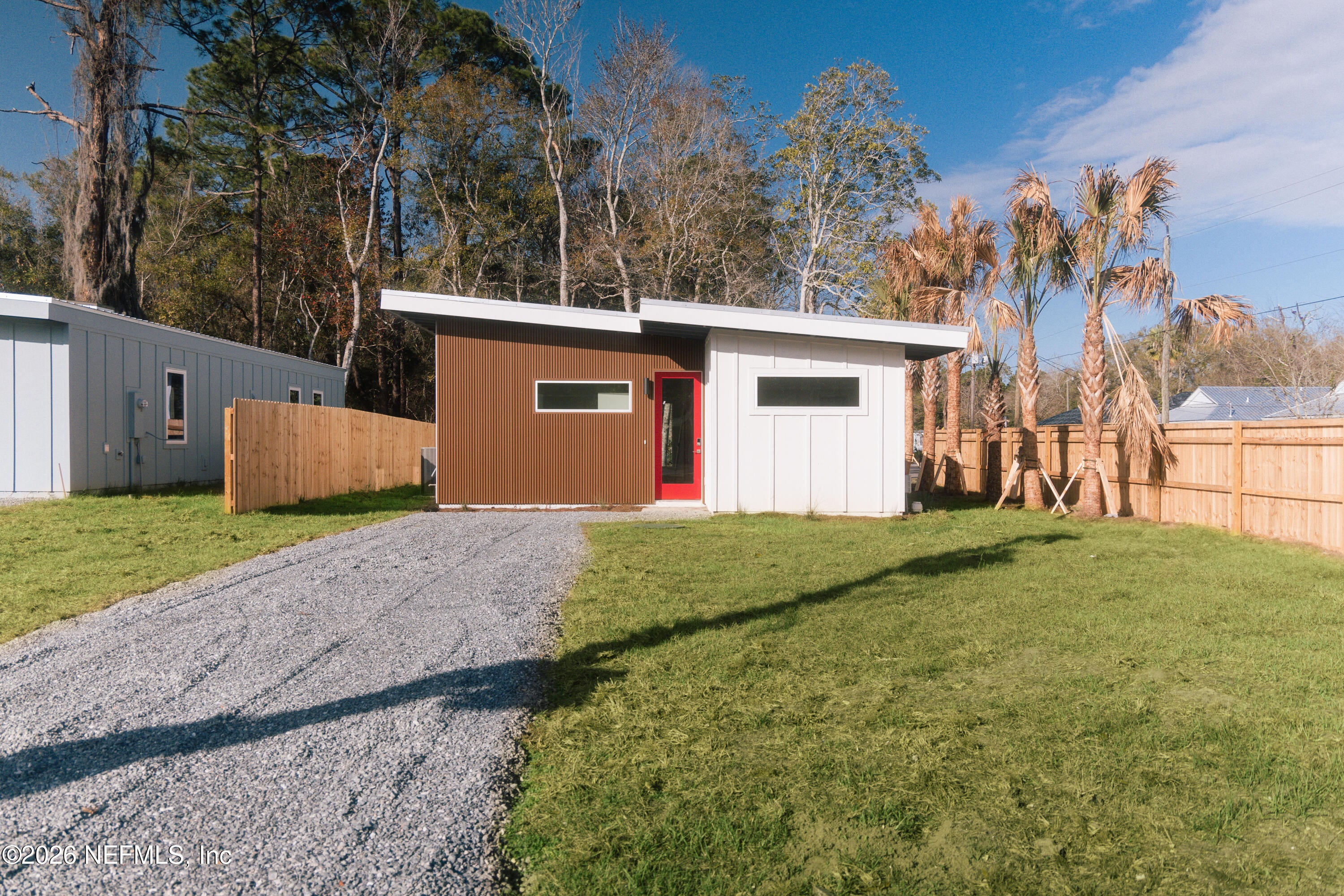 572 Woodlawn Rd, Saint Augustine, FL 32084 photo
