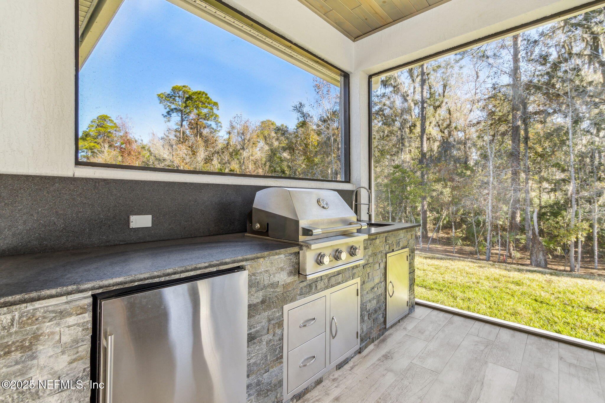 Single Family Residence in Fernandina Beach FL 95062 GOLDEN GLOW Drive 34.jpg