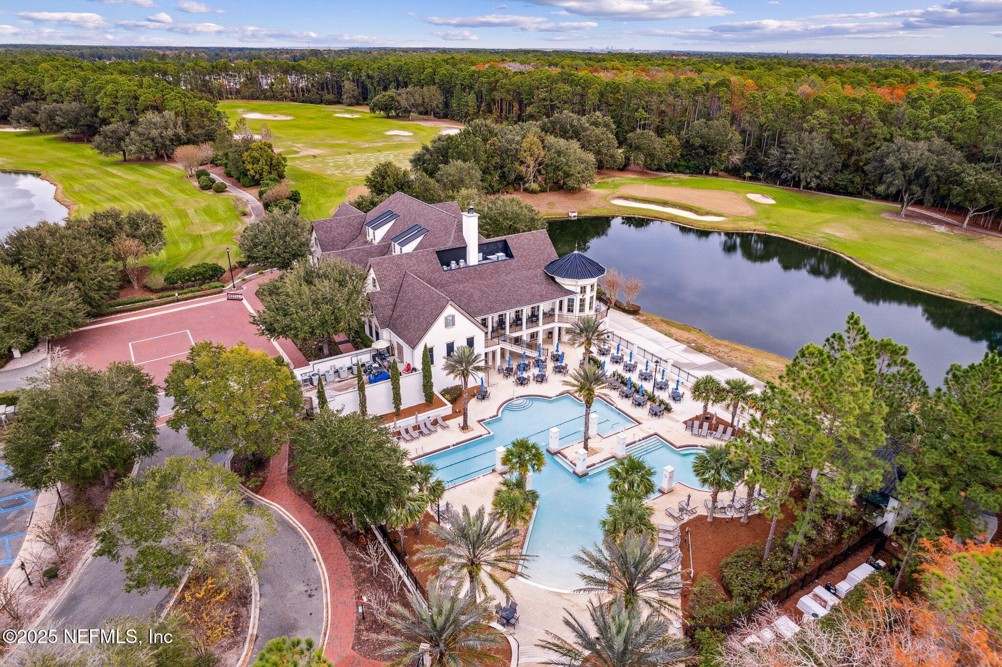 Single Family Residence in Fernandina Beach FL 95062 GOLDEN GLOW Drive 47.jpg