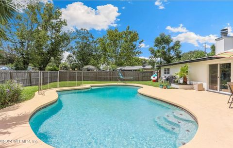 Single Family Residence in Orange Park FL 465 FOX Lane.jpg