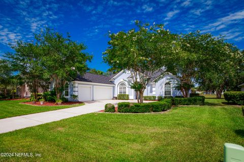 Single Family Residence in Orange Park FL 533 GOLDEN LINKS Drive.jpg