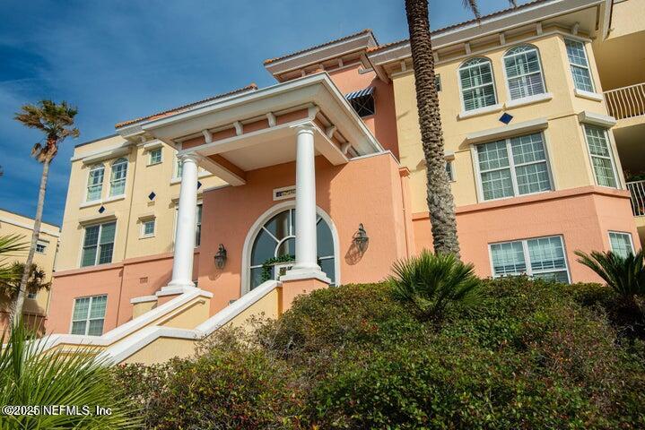 Condominium in Ponte Vedra Beach FL 230 N SERENATA Drive #711 2.jpg
