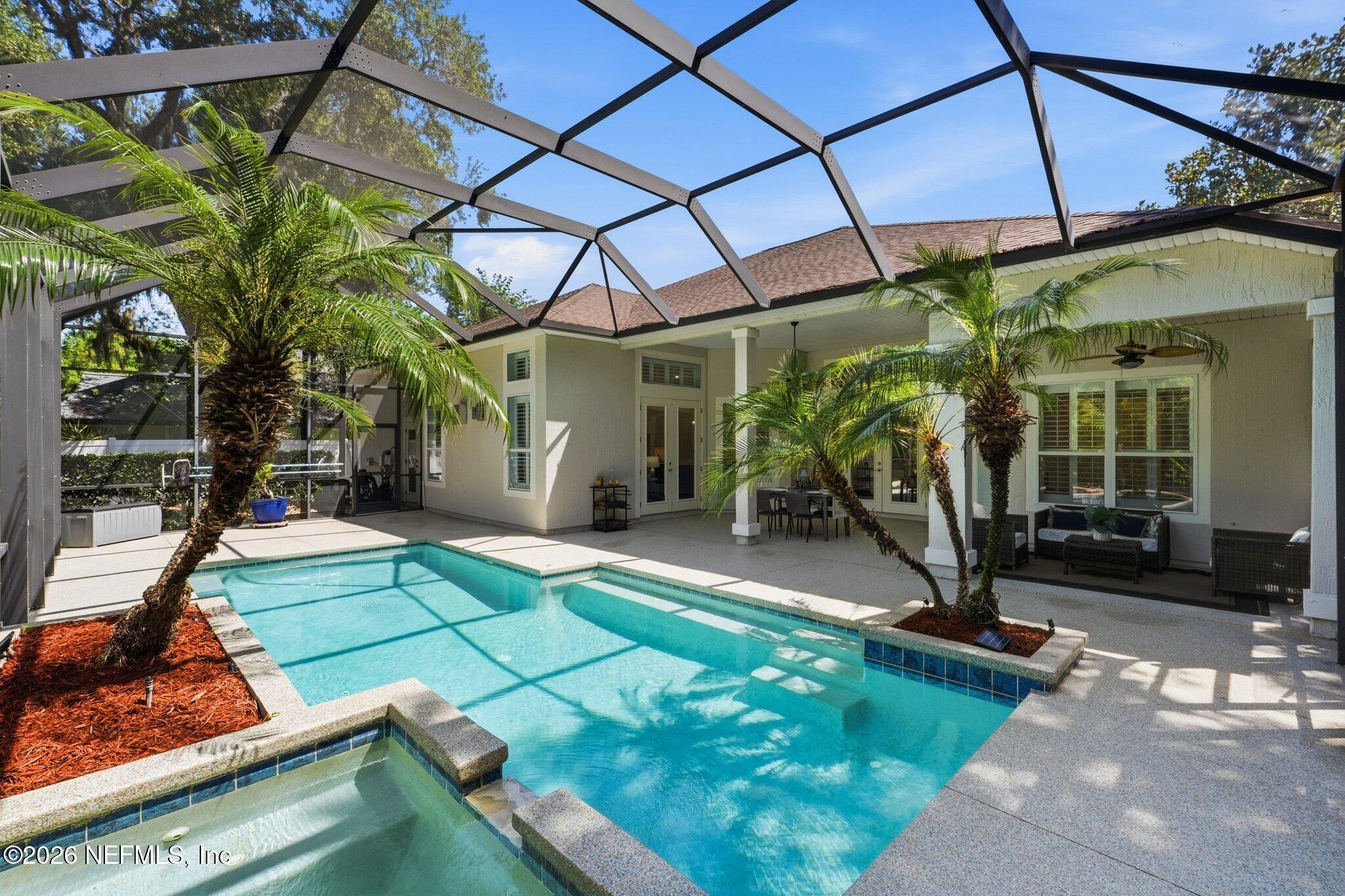 215 Parkside Dr, Saint Augustine, FL 32095