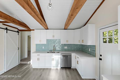 Single Family Residence in Melrose FL 112 SERENITY Drive 8.jpg