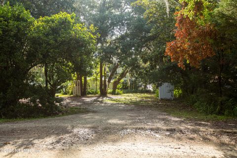 Single Family Residence in Melrose FL 112 SERENITY Drive 46.jpg