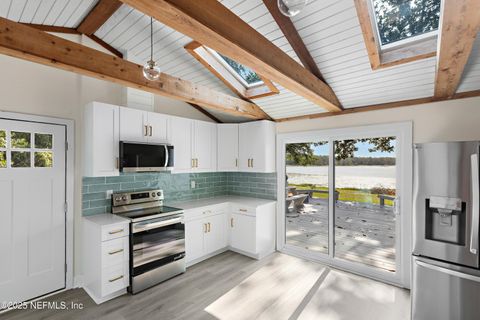 Single Family Residence in Melrose FL 112 SERENITY Drive 7.jpg