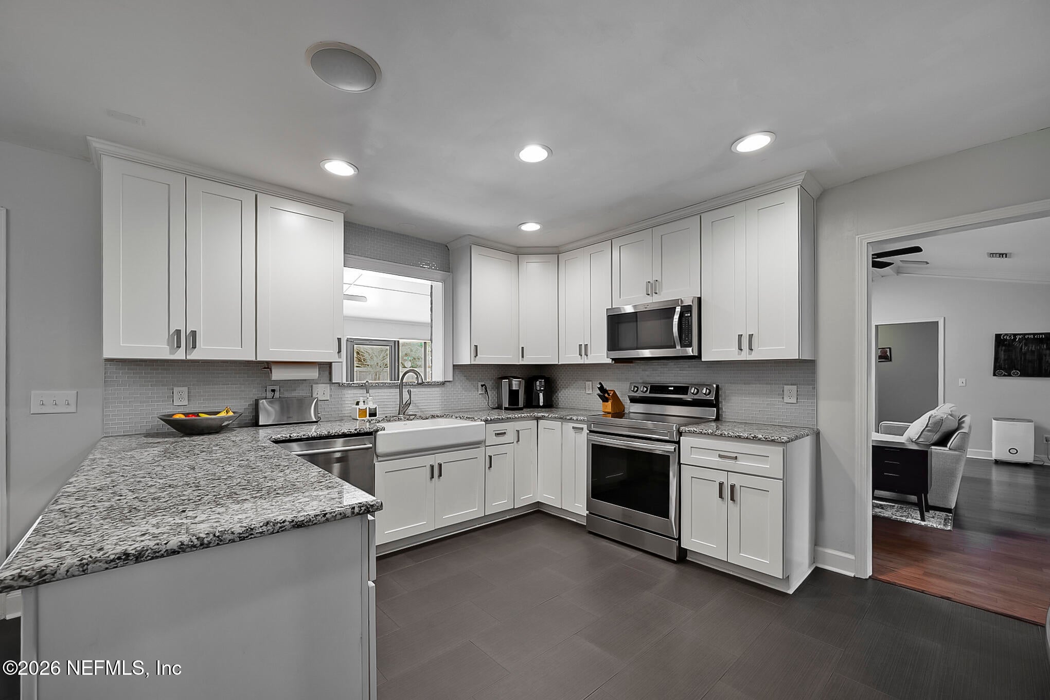 9662 Trendle Ln, Jacksonville, FL 32257 photo