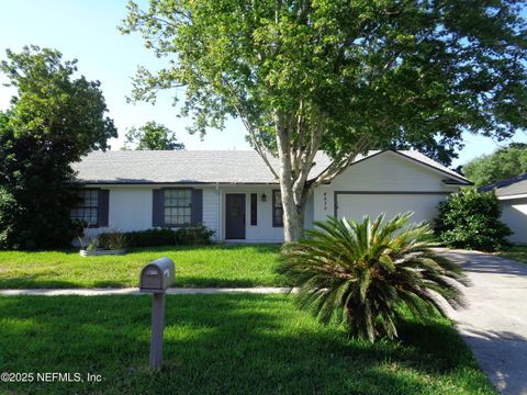 Single Family Residence in Jacksonville FL 4530 CROSSTIE Road.jpg