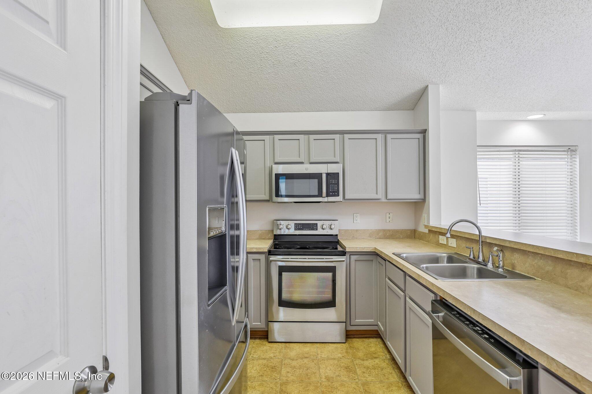 4321 Campus Hills Cir, Jacksonville, FL 32218 photo