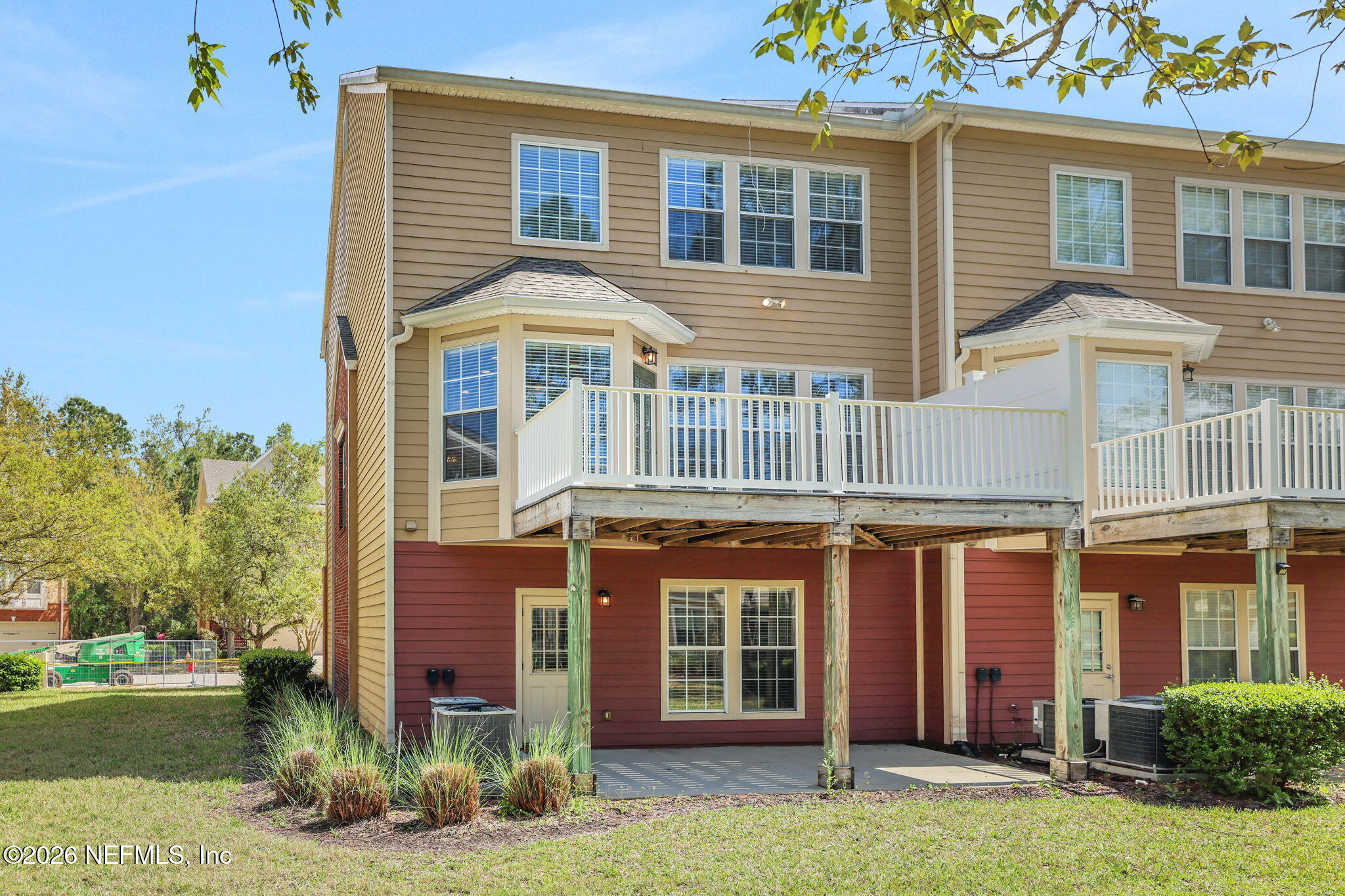 4274 Studio Park Ave, Jacksonville, FL 32216 photo