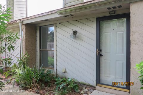 Condominium in Jacksonville FL 3801 CROWN POINT Road #1332.jpg