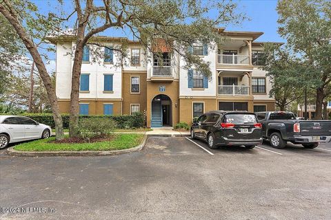 Condominium in Jacksonville FL 12700 BARTRAM PARK Boulevard.jpg
