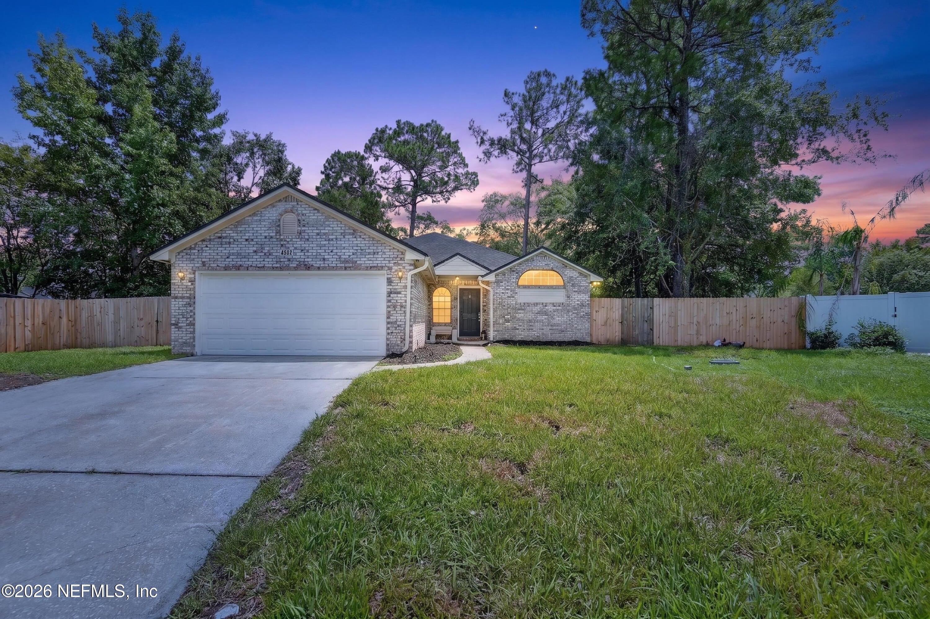 831 Wicklow Ct, Orange Park, FL 32065