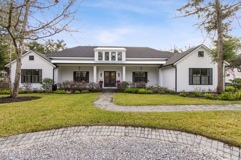 Single Family Residence in Fernandina Beach FL 940880 OLD NASSAUVILLE Road.jpg