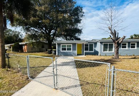 Single Family Residence in Jacksonville FL 8005 JACQUES Drive.jpg