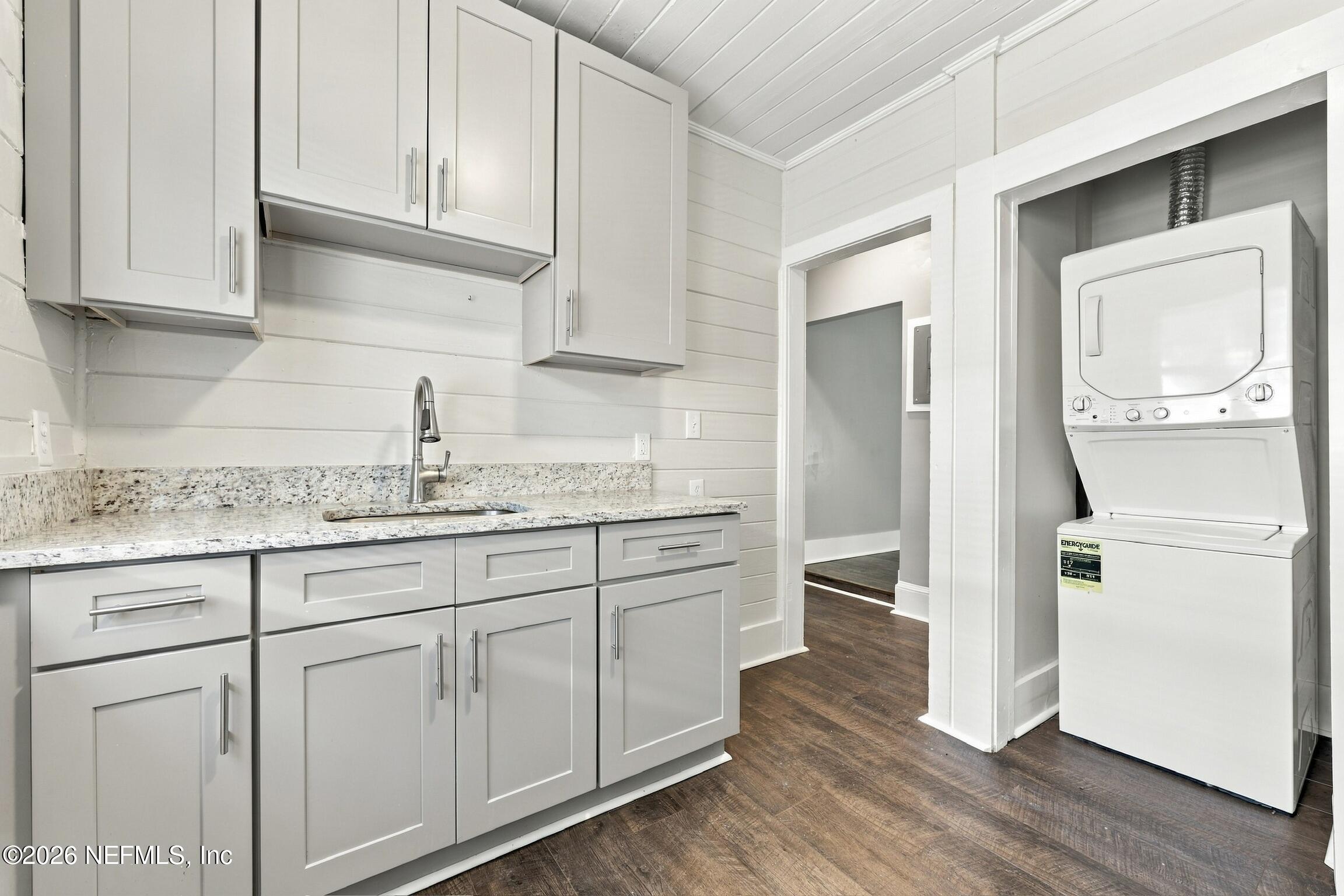 2876 College St, Jacksonville, FL 32205 photo