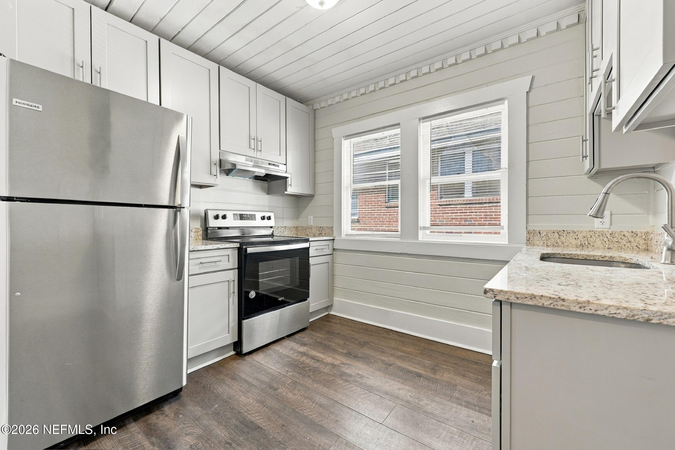2876 College St, Jacksonville, FL 32205 photo