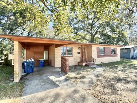 Single Family Residence in Jacksonville FL 2609 ROGERO Road.jpg