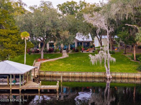 Single Family Residence in Welaka FL 541 1ST Avenue.jpg