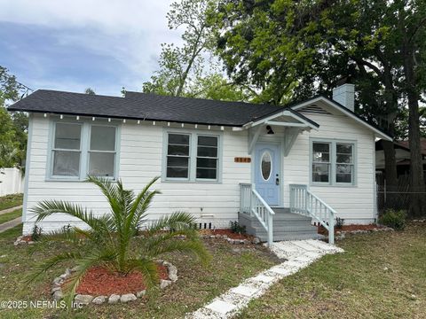 Single Family Residence in Jacksonville FL 4848 SAPPHO Avenue.jpg