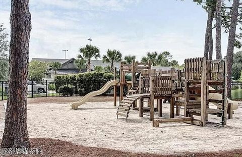 Single Family Residence in Ponte Vedra Beach FL 1545 HARBOUR CLUB Drive 35.jpg