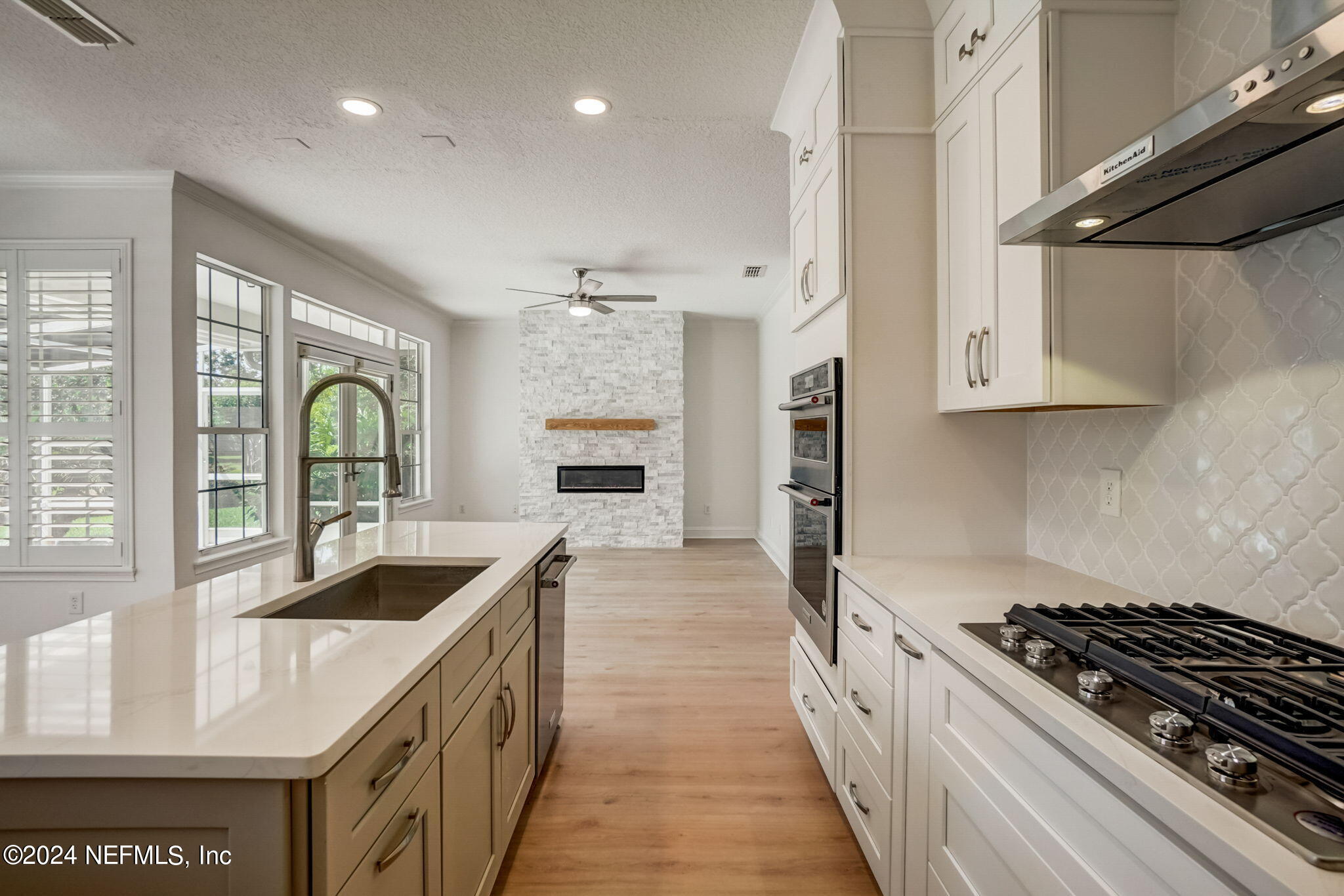 Single Family Residence in Ponte Vedra Beach FL 1545 HARBOUR CLUB Drive 10.jpg
