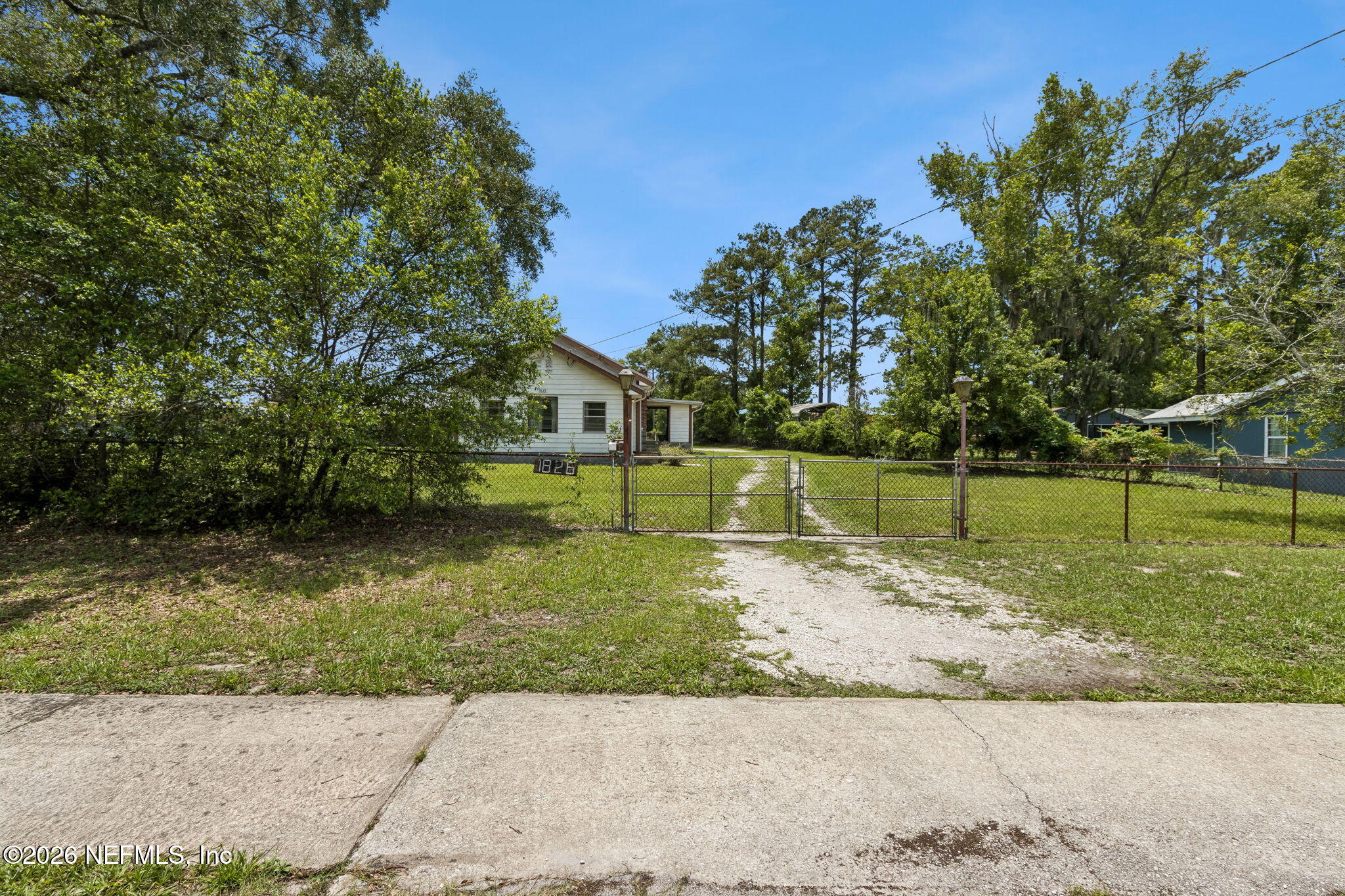 1826 Faye Rd, Jacksonville, FL 32218 photo