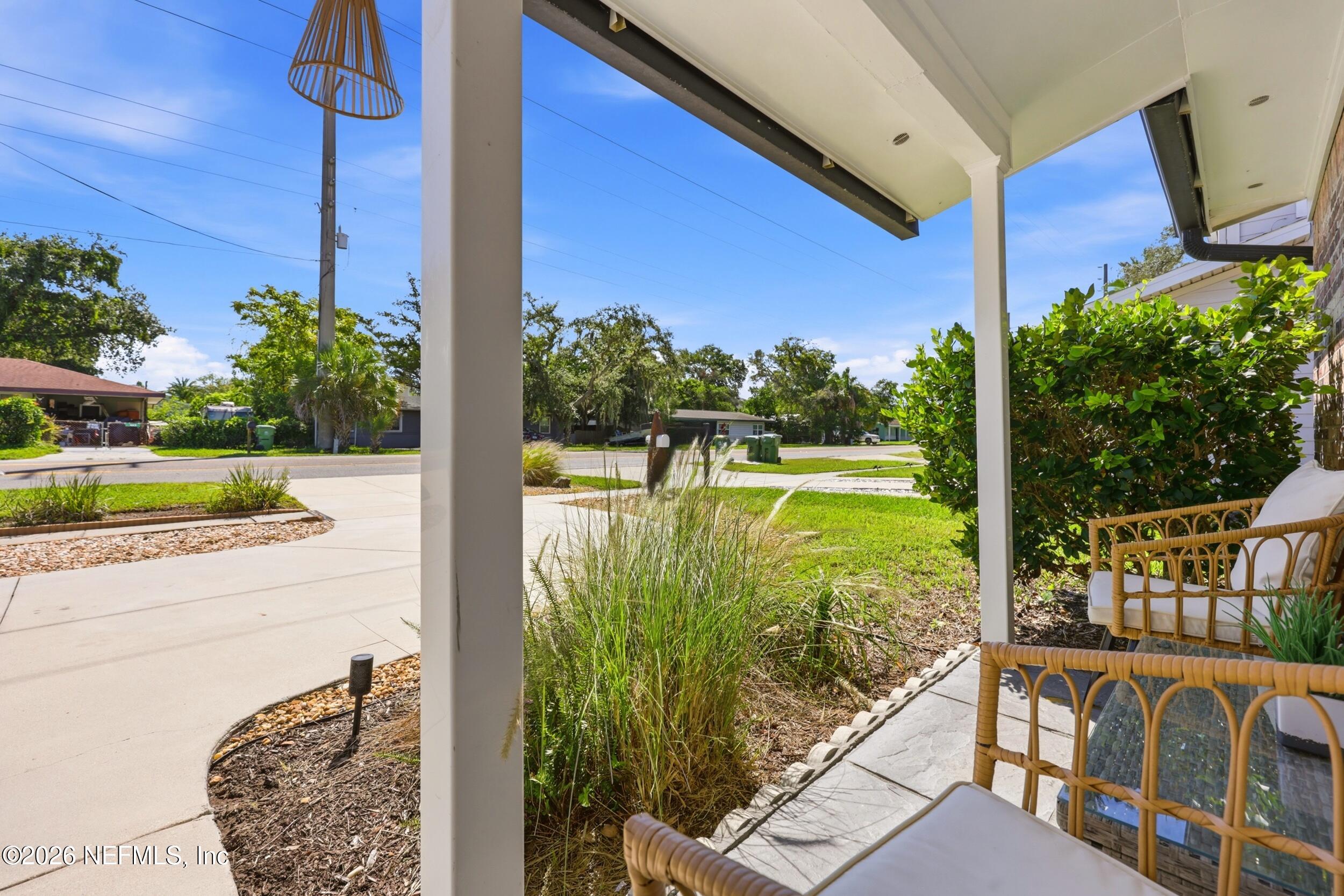 1052 Penman Rd, Jacksonville Beach, FL 32250 photo