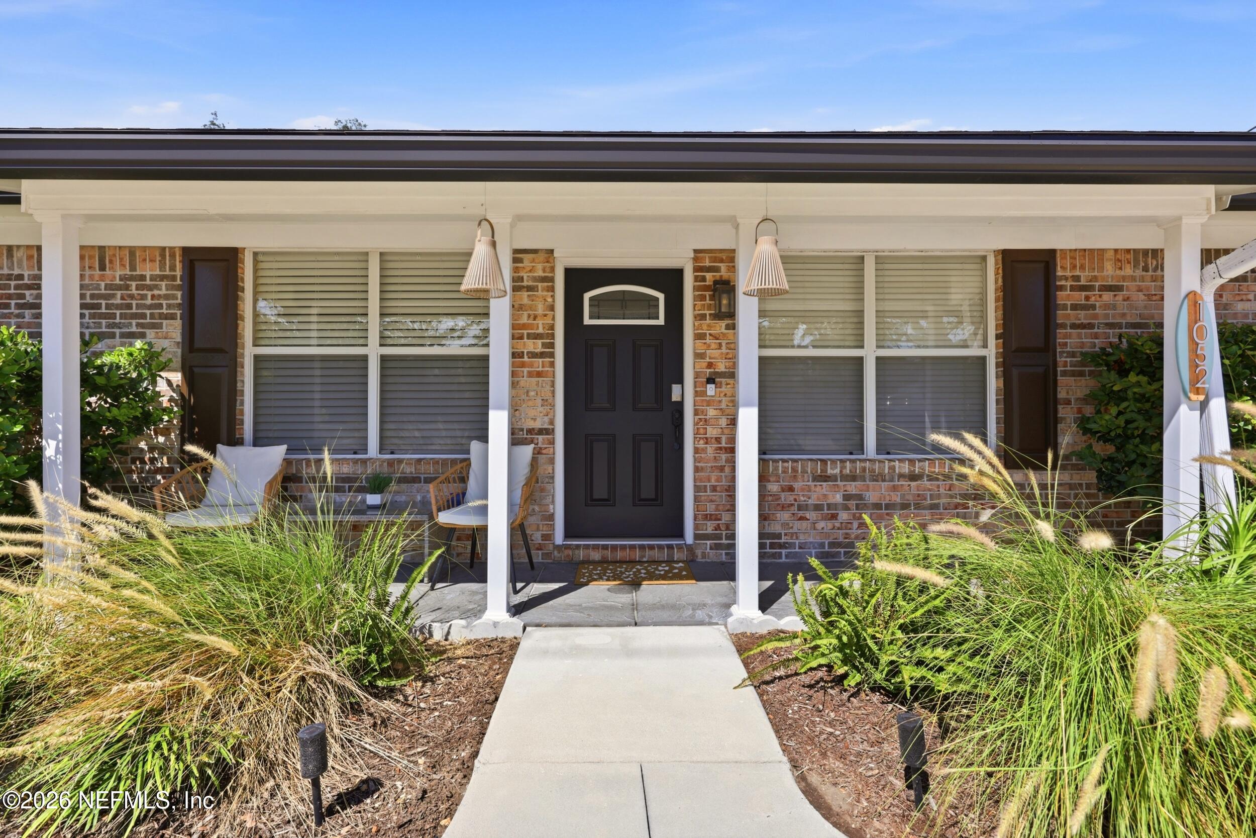 1052 Penman Rd, Jacksonville Beach, FL 32250 photo