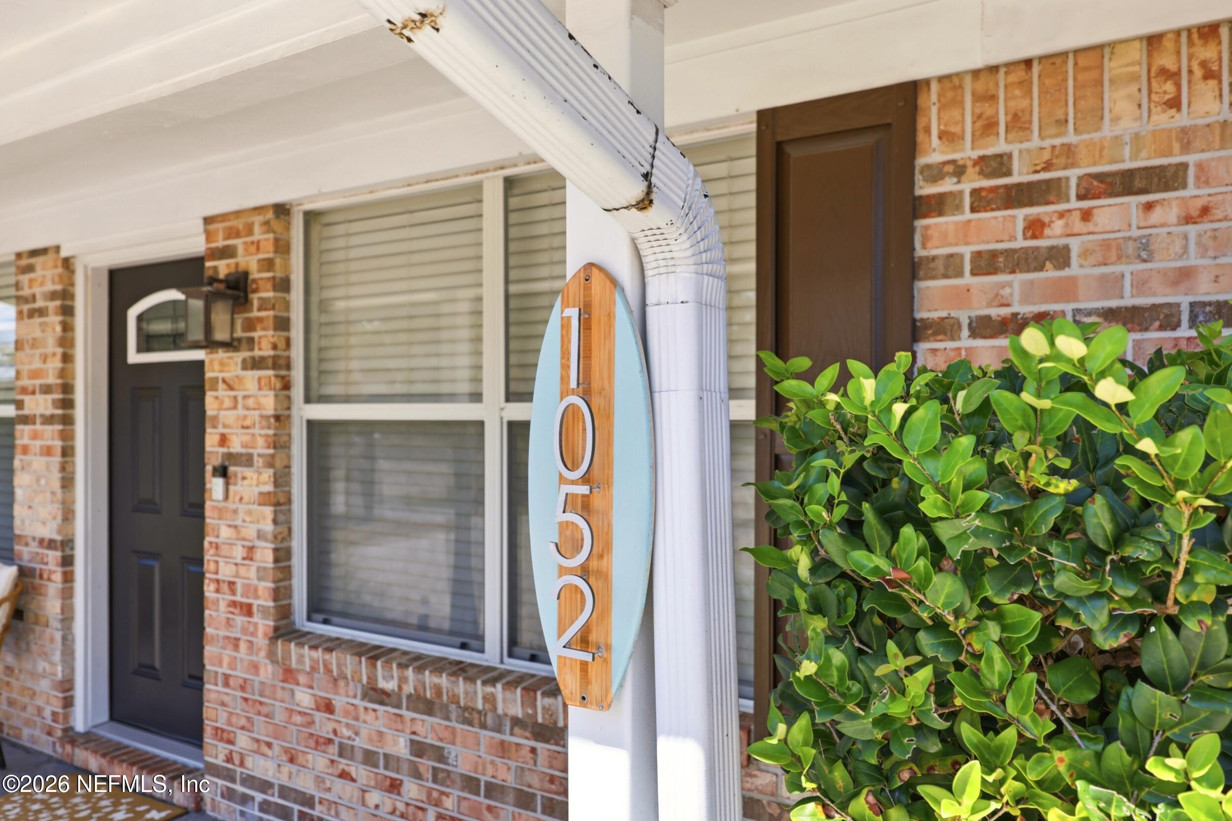 1052 Penman Rd, Jacksonville Beach, FL 32250 photo