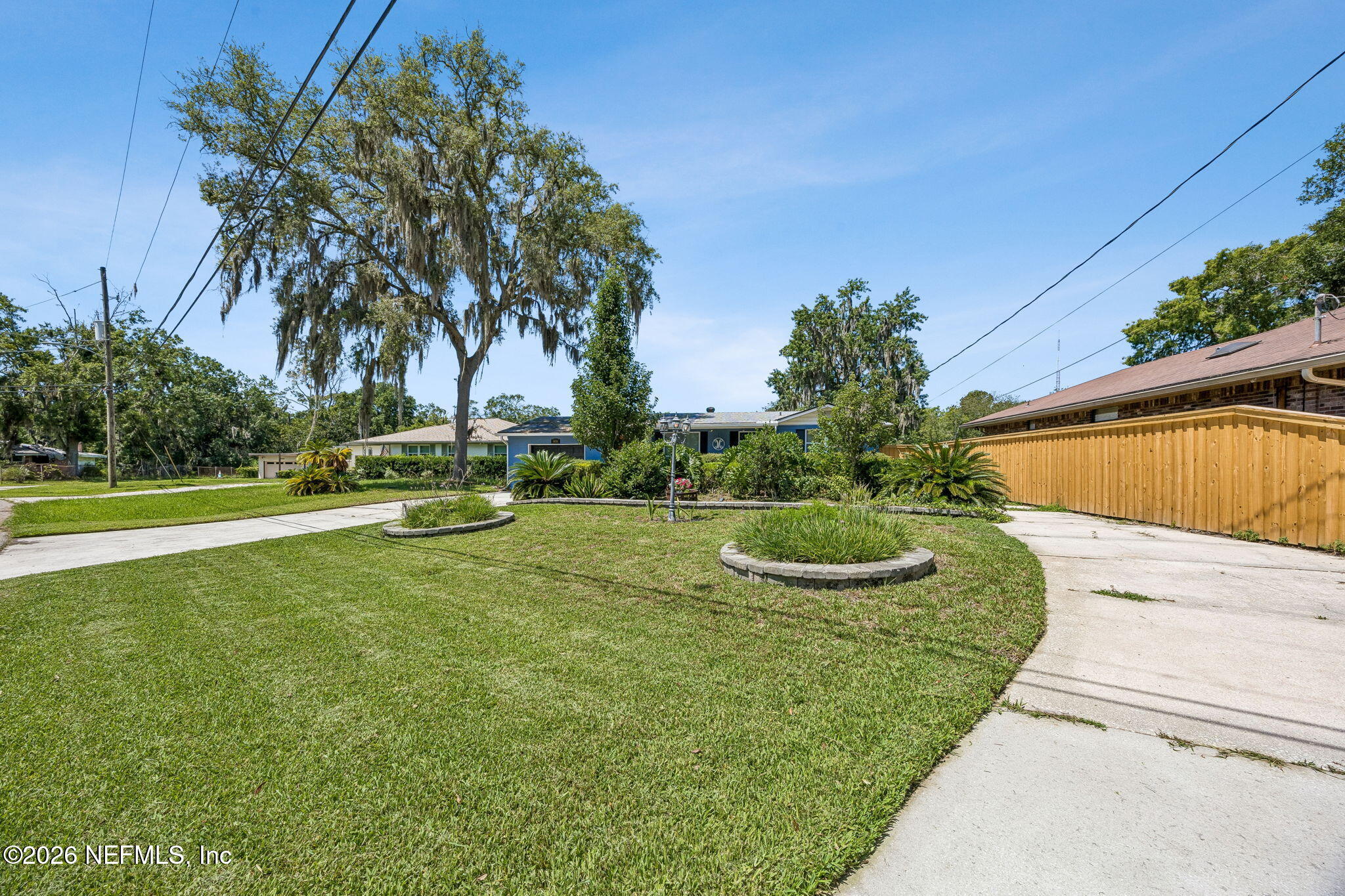 5436 Waterside Dr, Jacksonville, FL 32210 photo